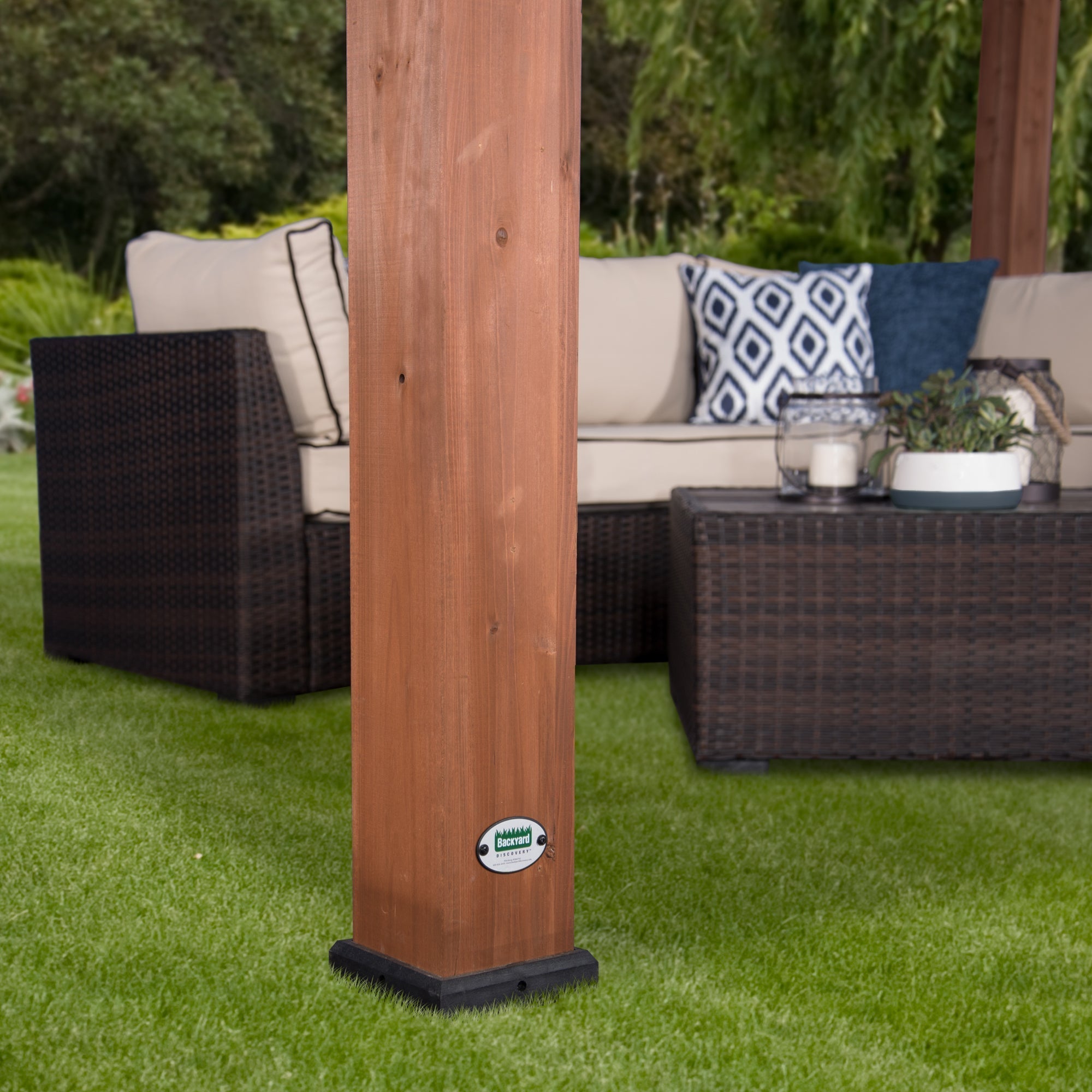 4.3m x 3.1m (14ft x 10ft) Wood Pergola